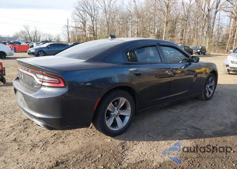 2016 Dodge Charger Sxt z USA, uszkodzony, nr VIN 2C3CDXHG1GH246674